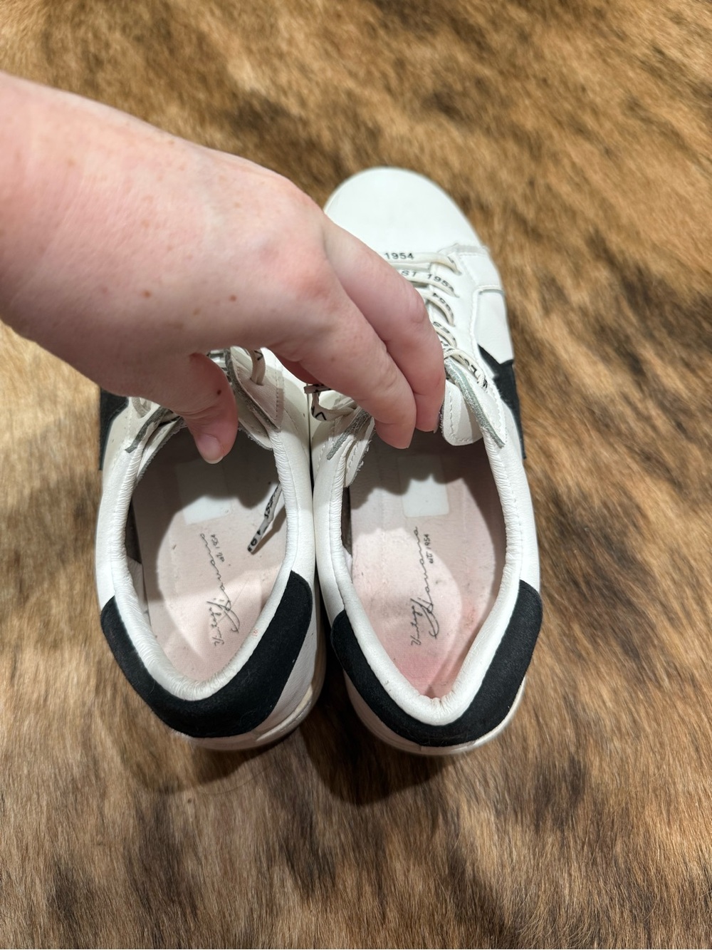 Vintage Havana White Leather Sneakers with Black Star - Picture 6 of 8